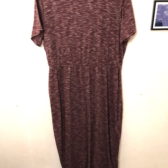 Lane Bryant purple faux wrap style dress with adjustable side slit - Picture 3 of 3
